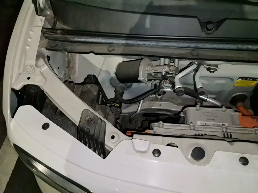 Wuling MINIEV — миниатюра 21