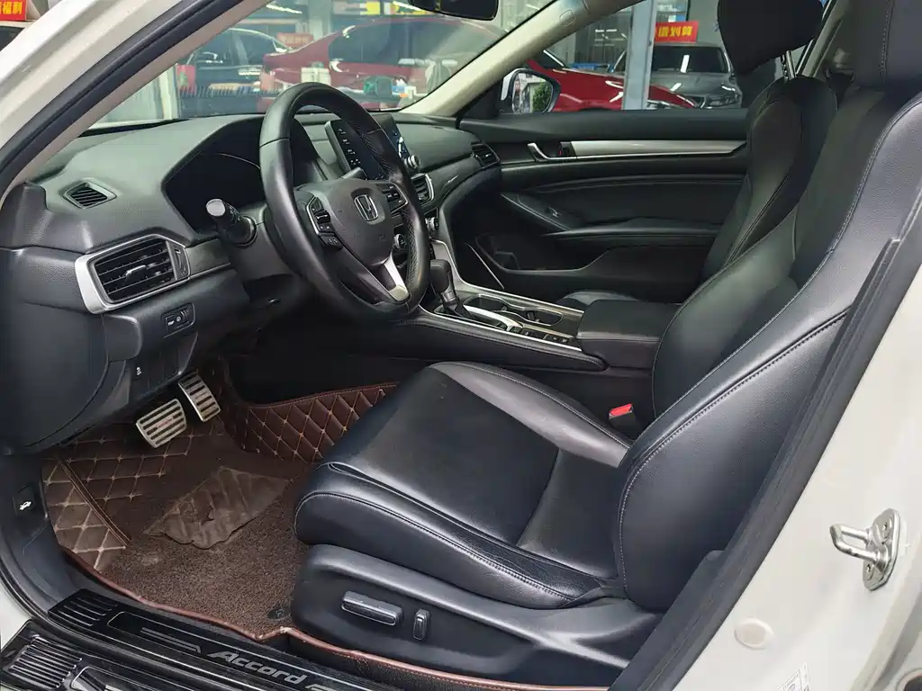 Honda Accord — миниатюра 7