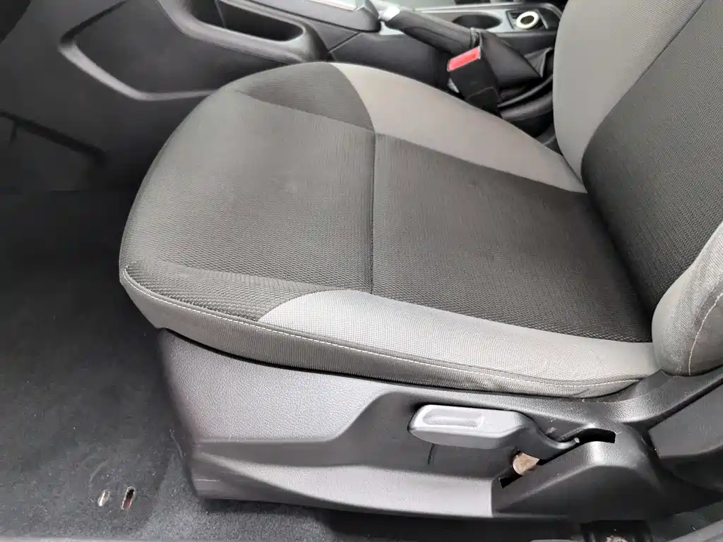 Ford Focus — миниатюра 20