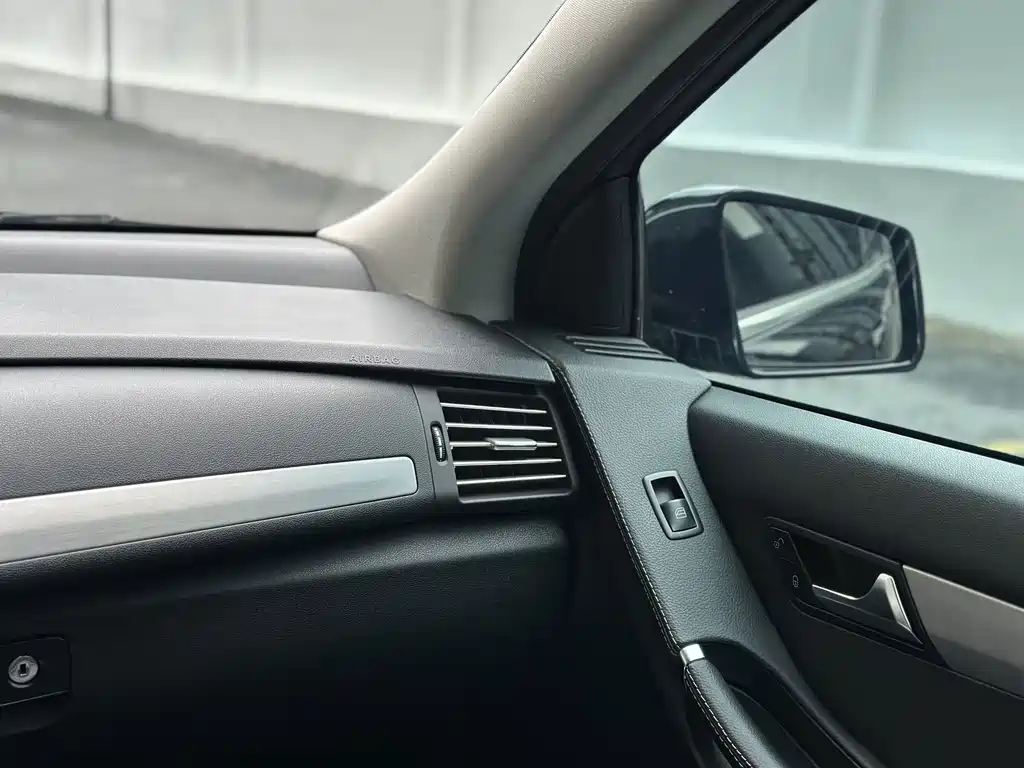 Mercedes-Benz R-Class — миниатюра 24