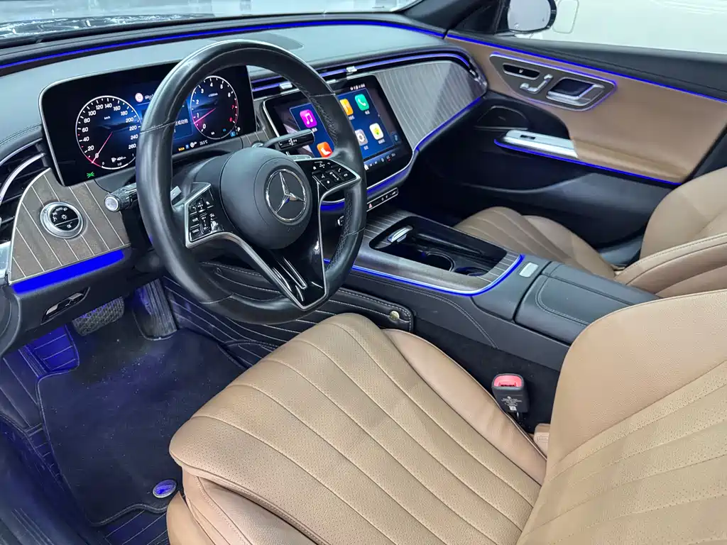 Mercedes-Benz E-Class E 2024 E 300 L Fashion