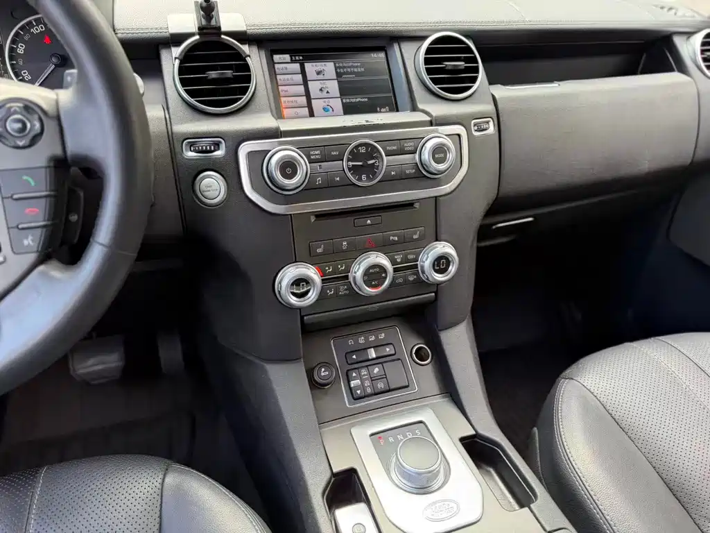 Land Rover Discovery — миниатюра 11