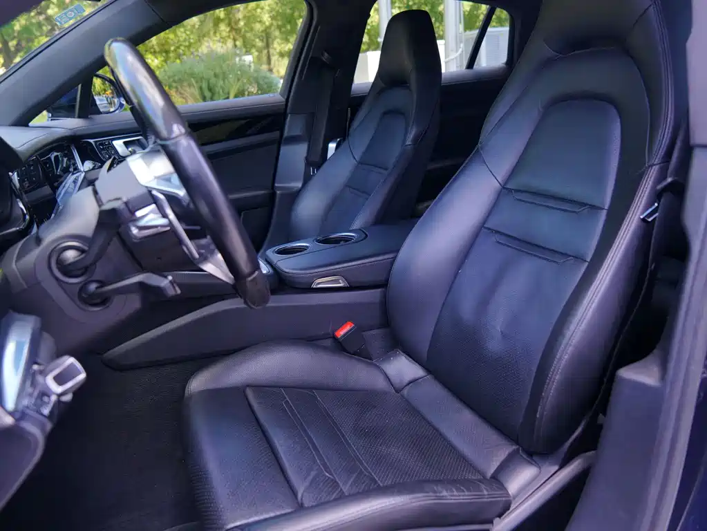 Porsche Panamera — миниатюра 10