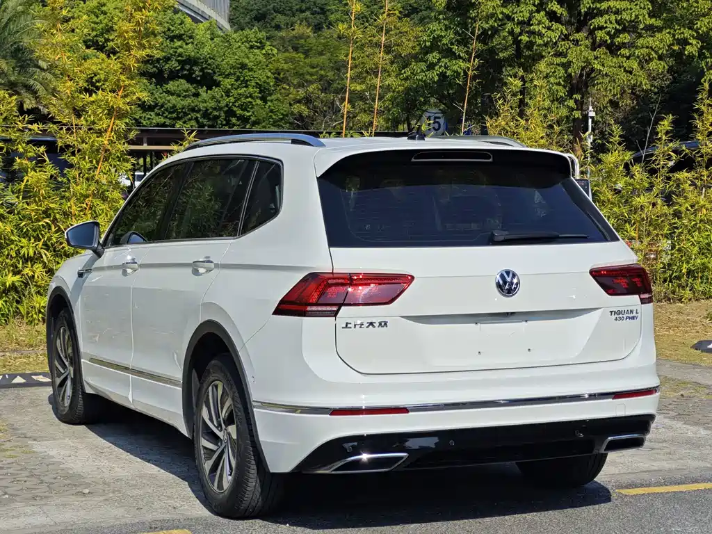 Volkswagen Tiguan L PHEV — миниатюра 4