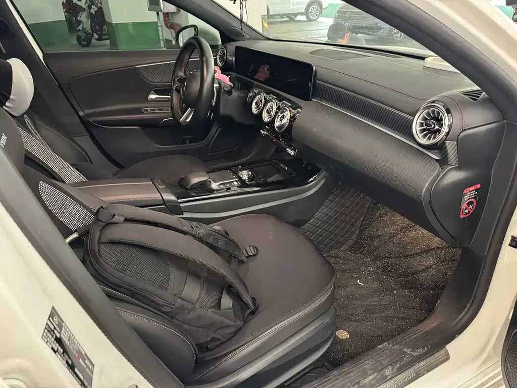 Mercedes-Benz A-Class — миниатюра 9