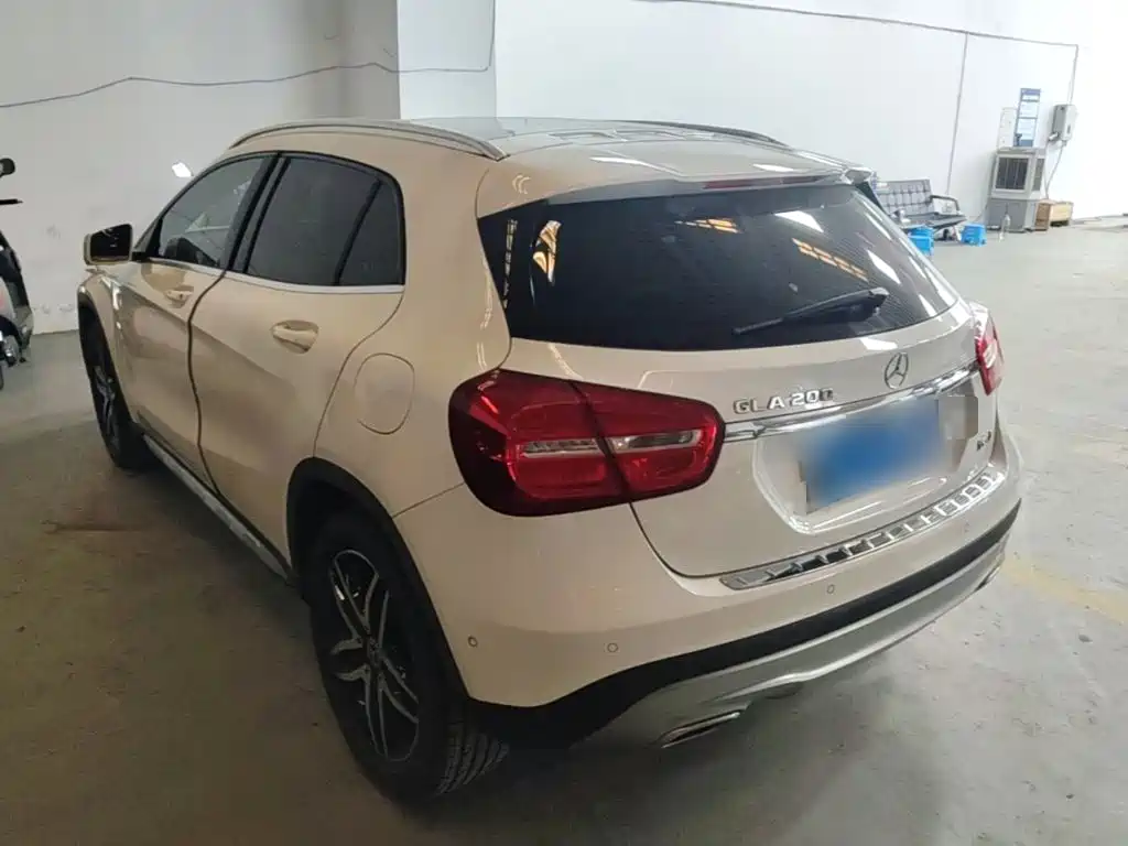 Mercedes-Benz GLA — миниатюра 5