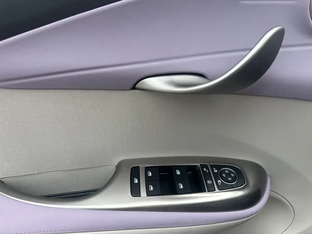 BYD Dolphin — миниатюра 14