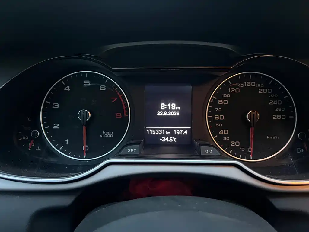 Audi A4L — миниатюра 12
