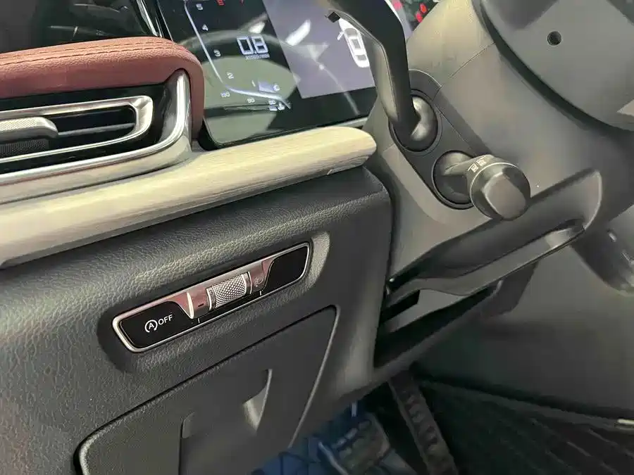 Hongqi Hongqi H5 — миниатюра 7