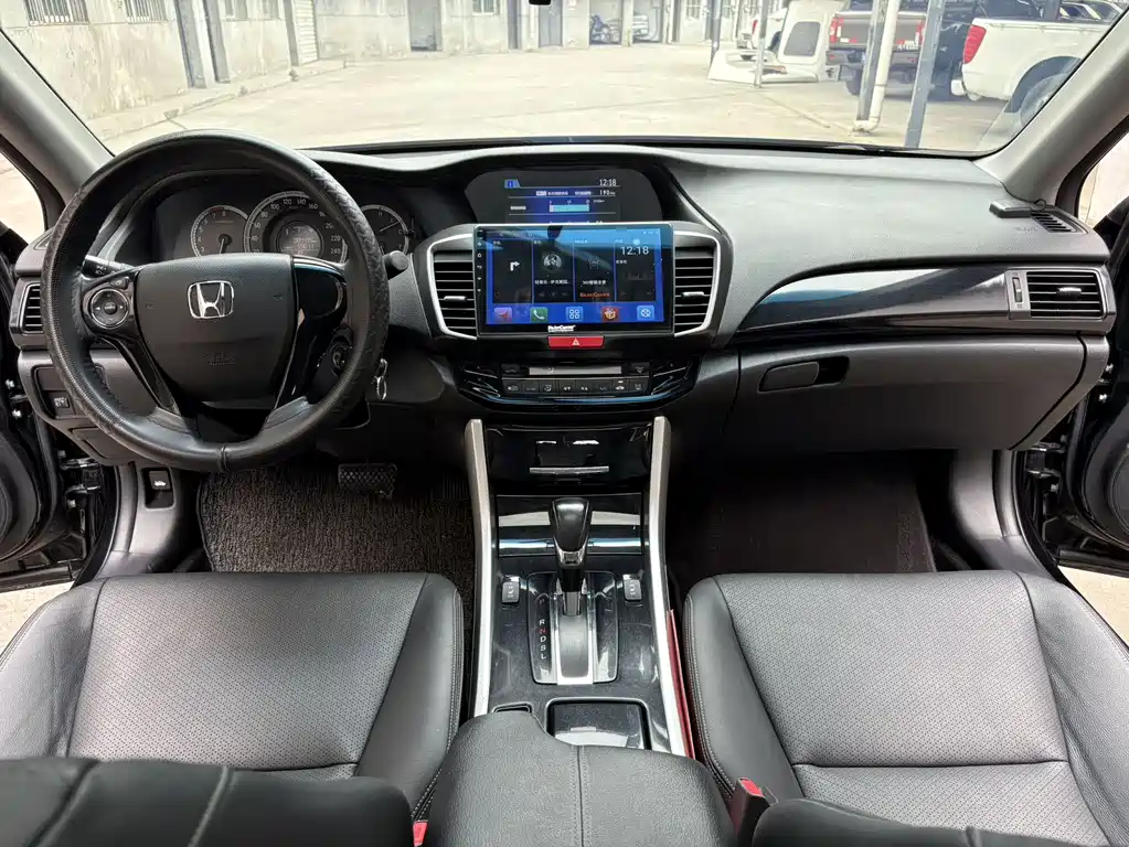 Honda Accord 2016 2.0L Elite