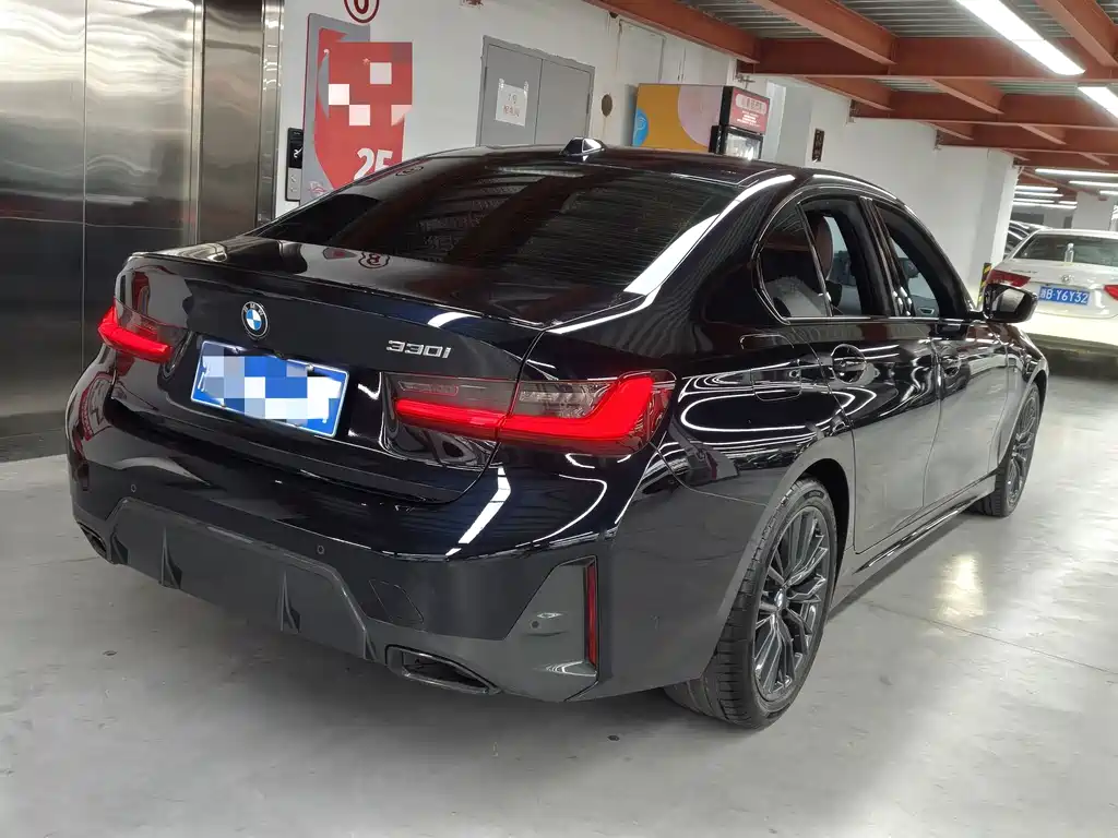 BMW 3 Series — миниатюра 13