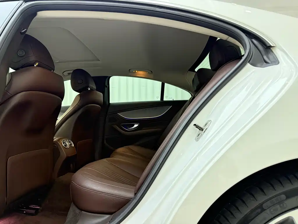 Mercedes-Benz CLS — миниатюра 6
