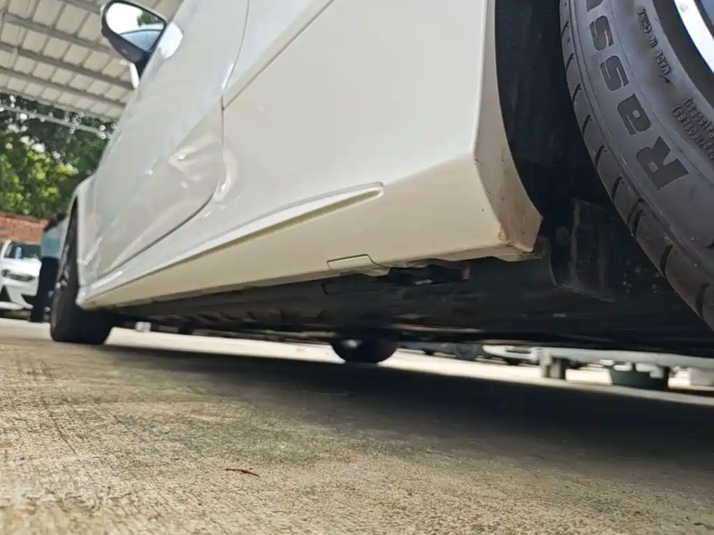 Mercedes-Benz C-Class (Import) — миниатюра 22