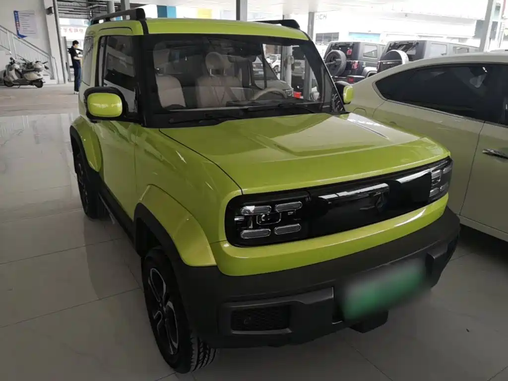 Baojun Yueye — миниатюра 4