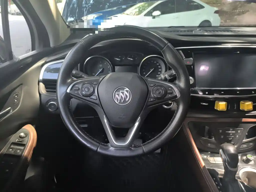 Buick Envision Plus — миниатюра 3