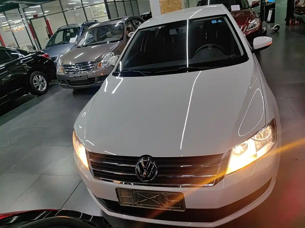 Volkswagen Lavida 2013 1.6L AT