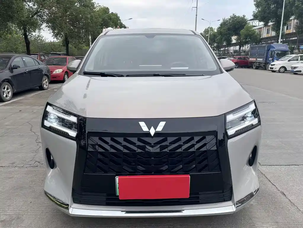 Wuling Xingguang 730 New Energy — миниатюра 2