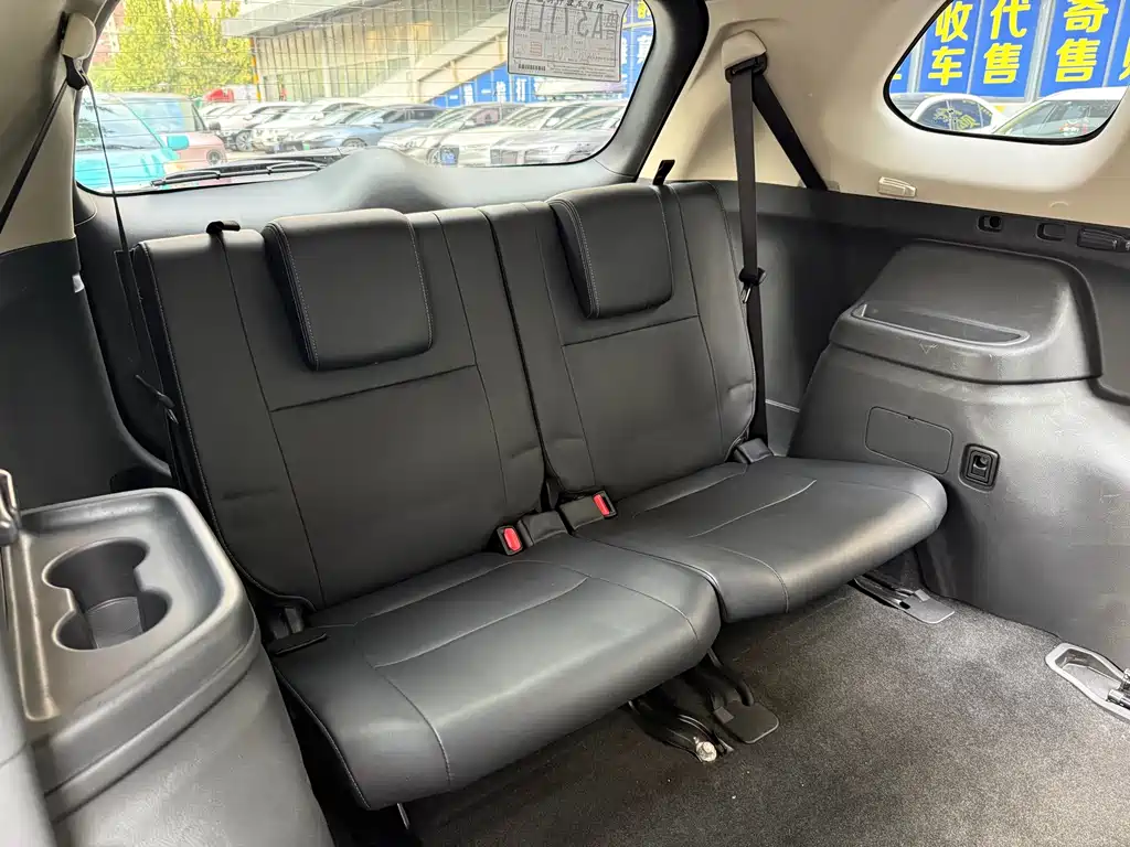 Mitsubishi Outlander — миниатюра 9