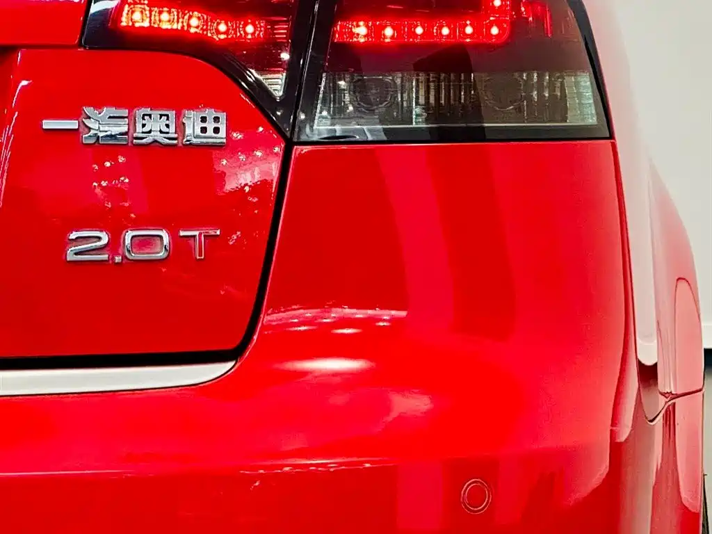 Audi A4 — миниатюра 13