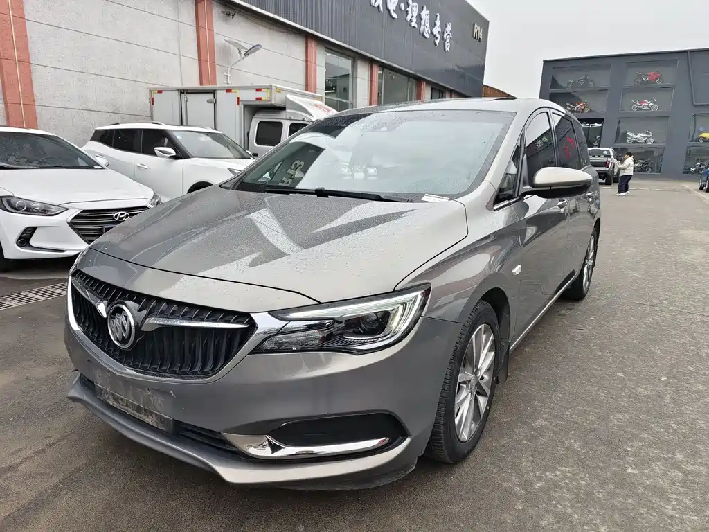 Buick GL6 2019
