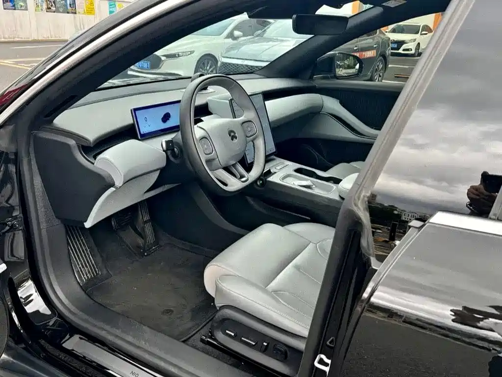 NIO ET5T — миниатюра 3