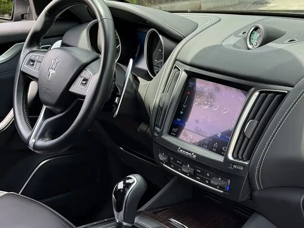 Maserati Levante — миниатюра 14