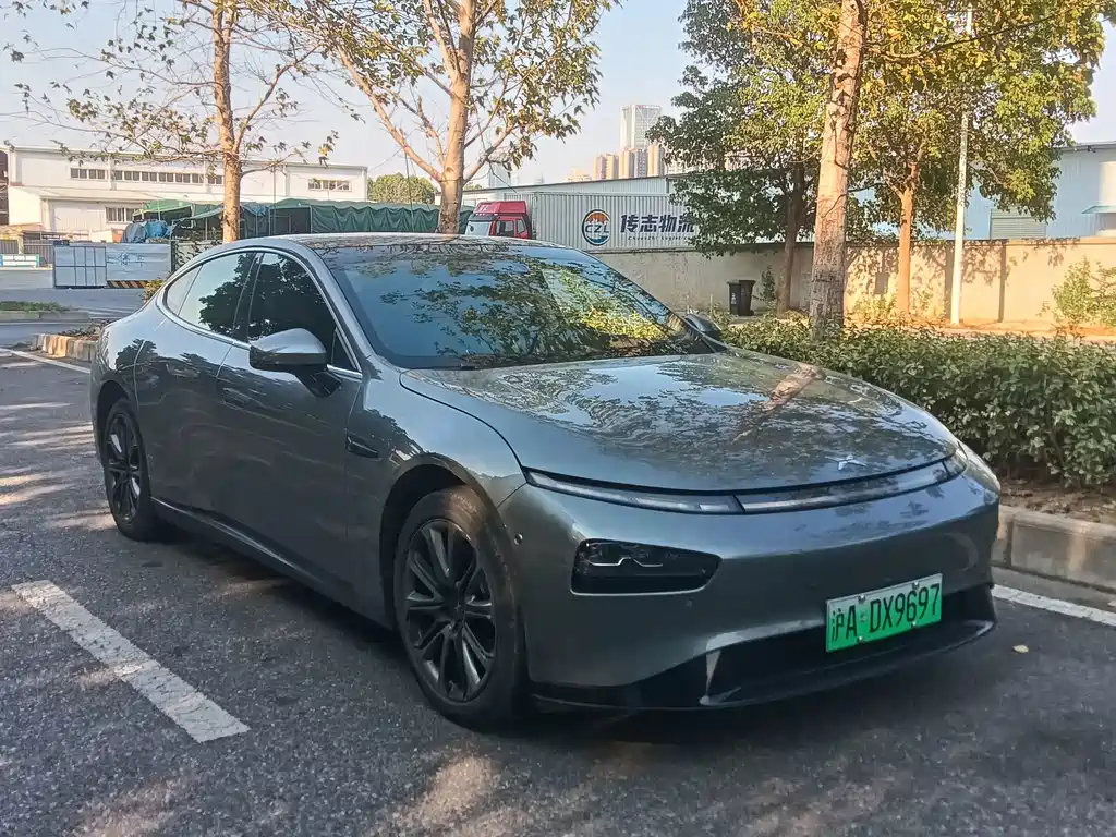 XPeng P7 — миниатюра 3