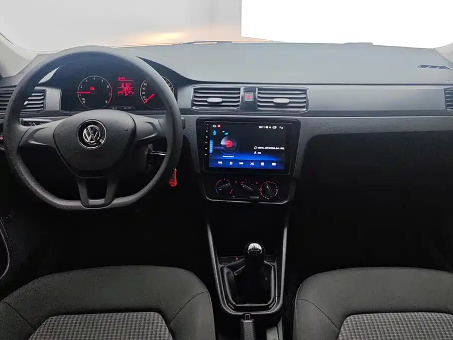 Volkswagen Santana — миниатюра 12