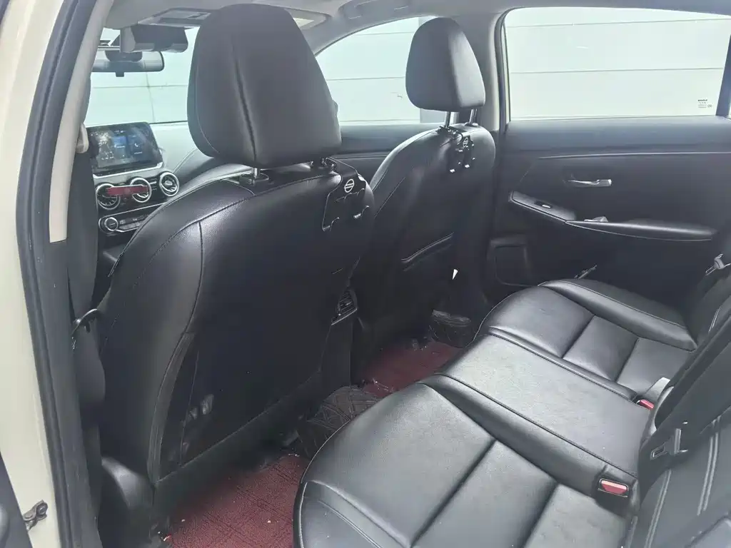 Nissan Sylphy — миниатюра 6