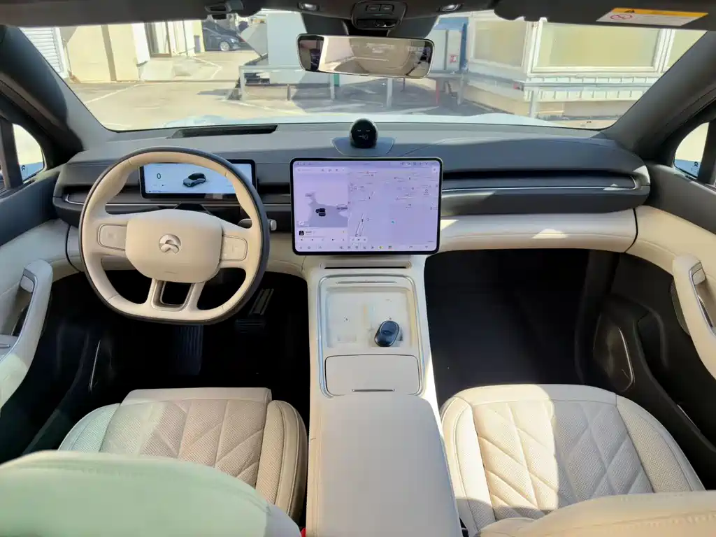 NIO ES6 — миниатюра 8