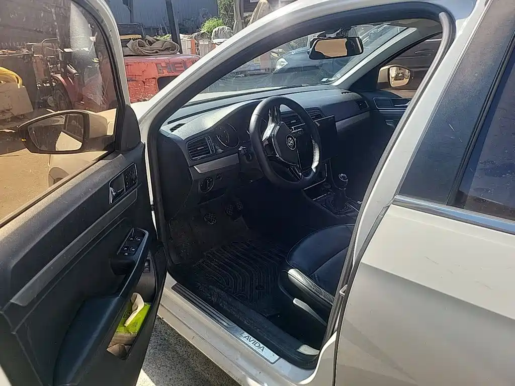 Volkswagen Lavida — миниатюра 14