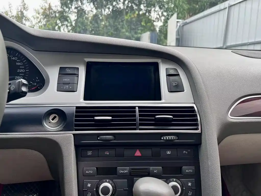 Audi A6L — миниатюра 13