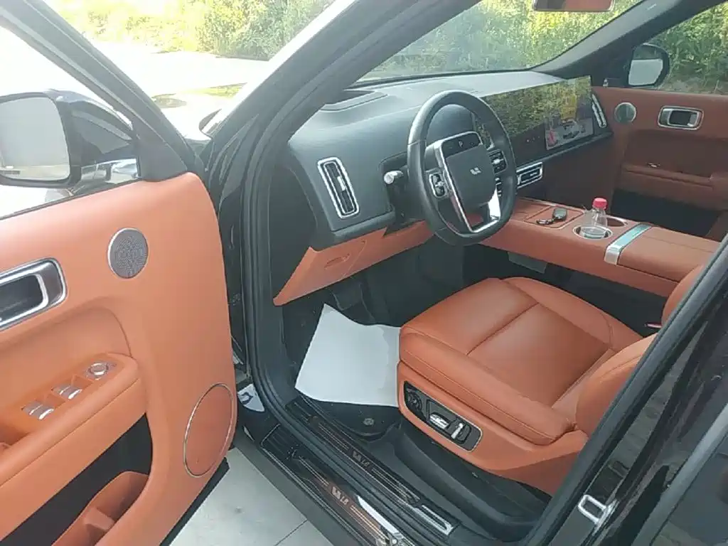 Li Auto Li L8 — миниатюра 16