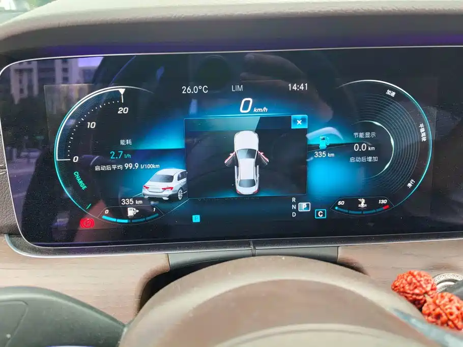 Mercedes-Benz E-Class — миниатюра 14