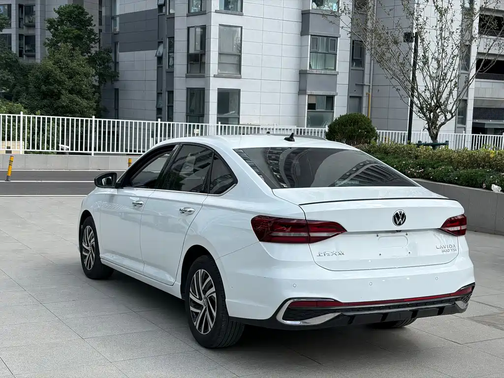 Volkswagen Lavida — миниатюра 11