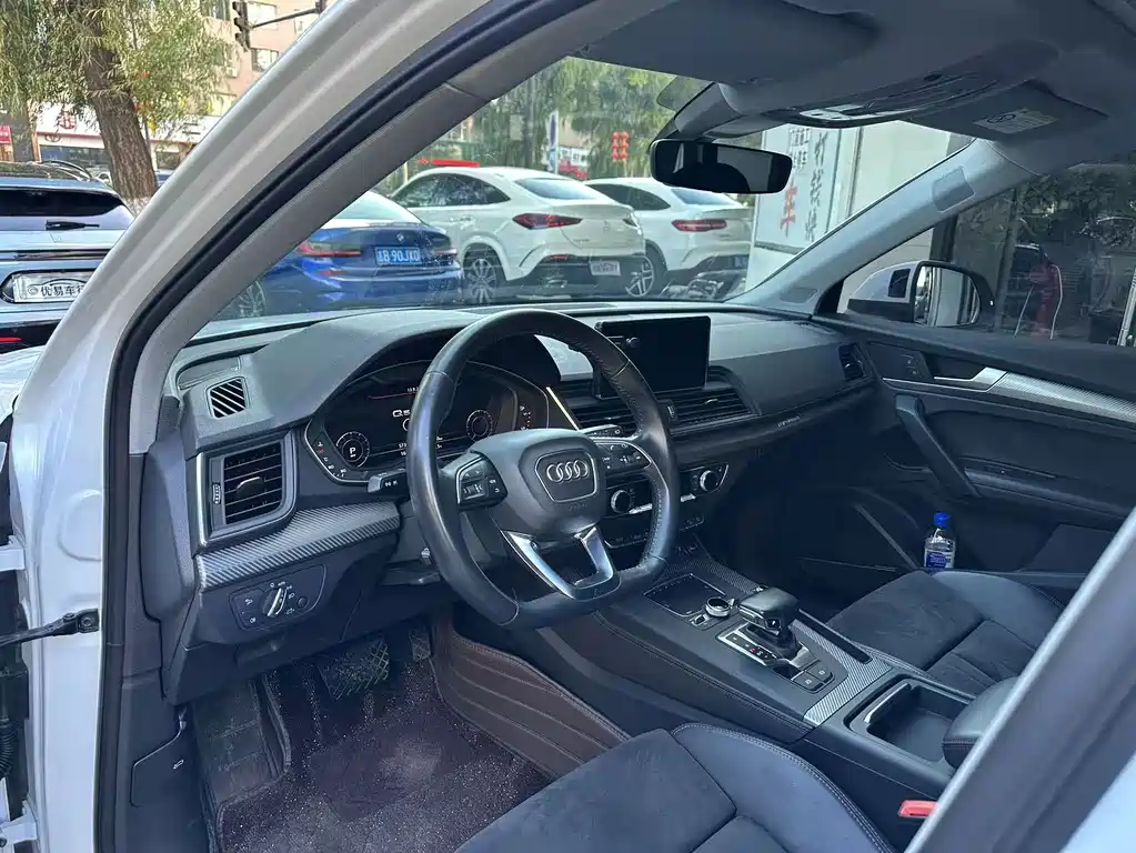 Audi Q5L — миниатюра 7