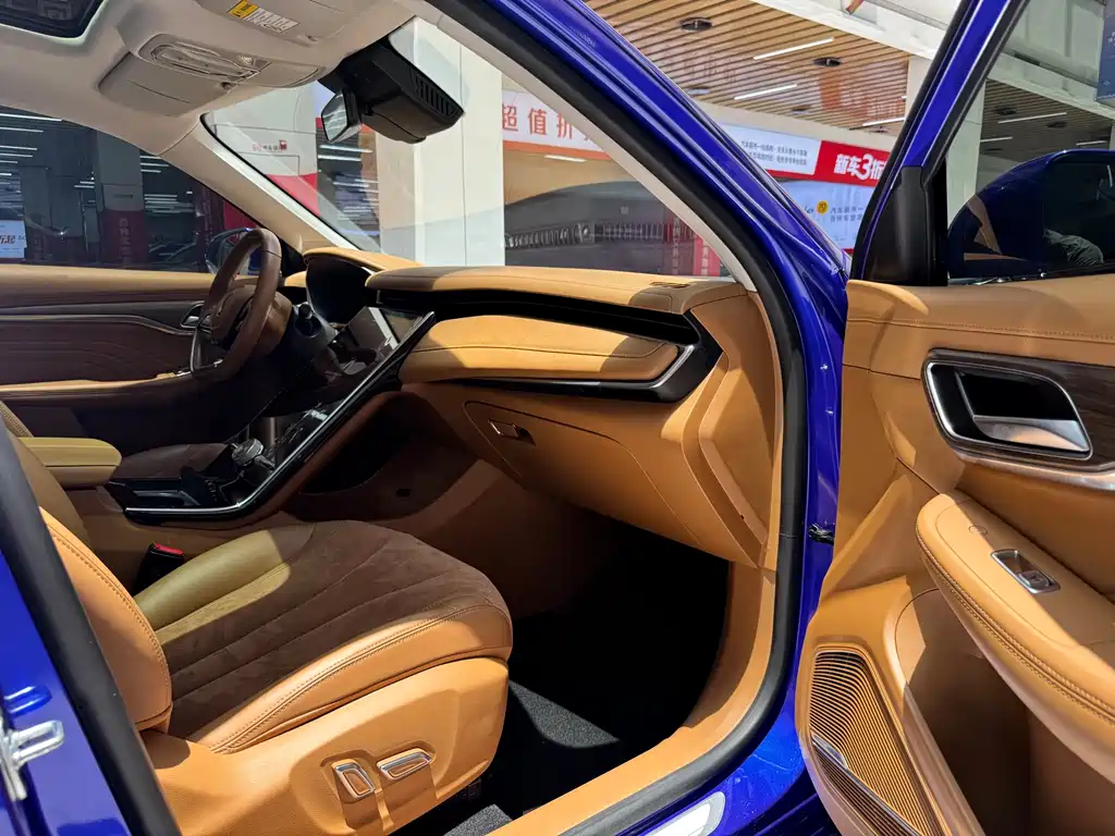 Roewe MARVEL X — миниатюра 14