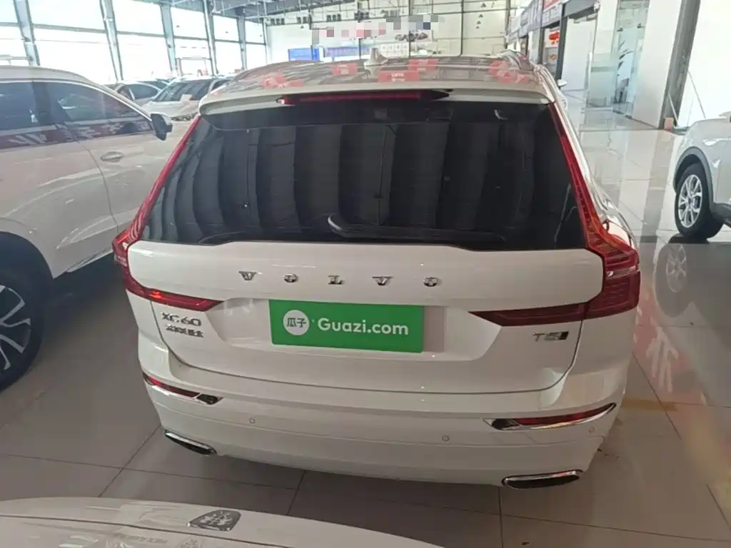 Volvo XC60 — миниатюра 6