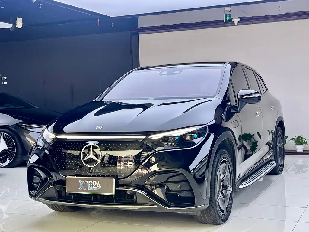 Mercedes-Benz EQE SUV 2023