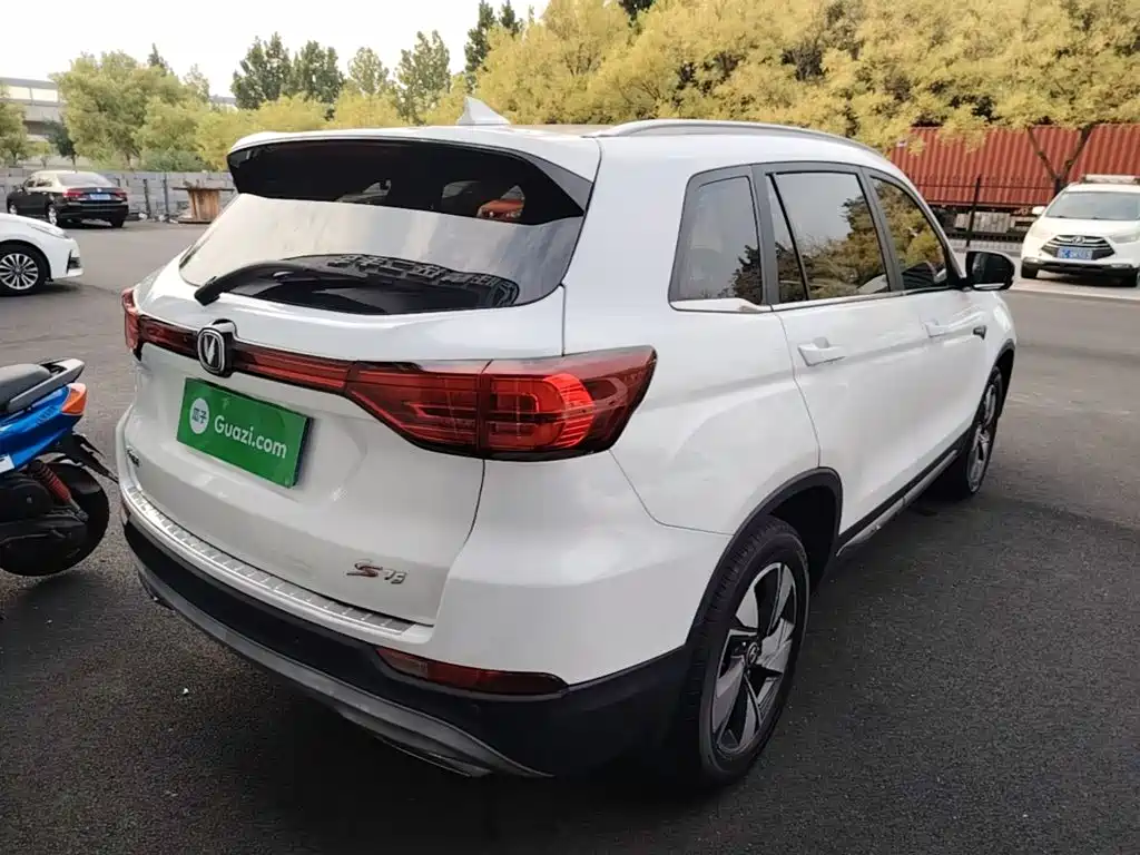 Changan CS75 — миниатюра 7