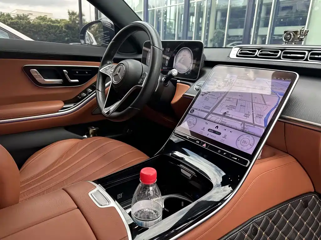 Mercedes-Benz S-Class — миниатюра 10