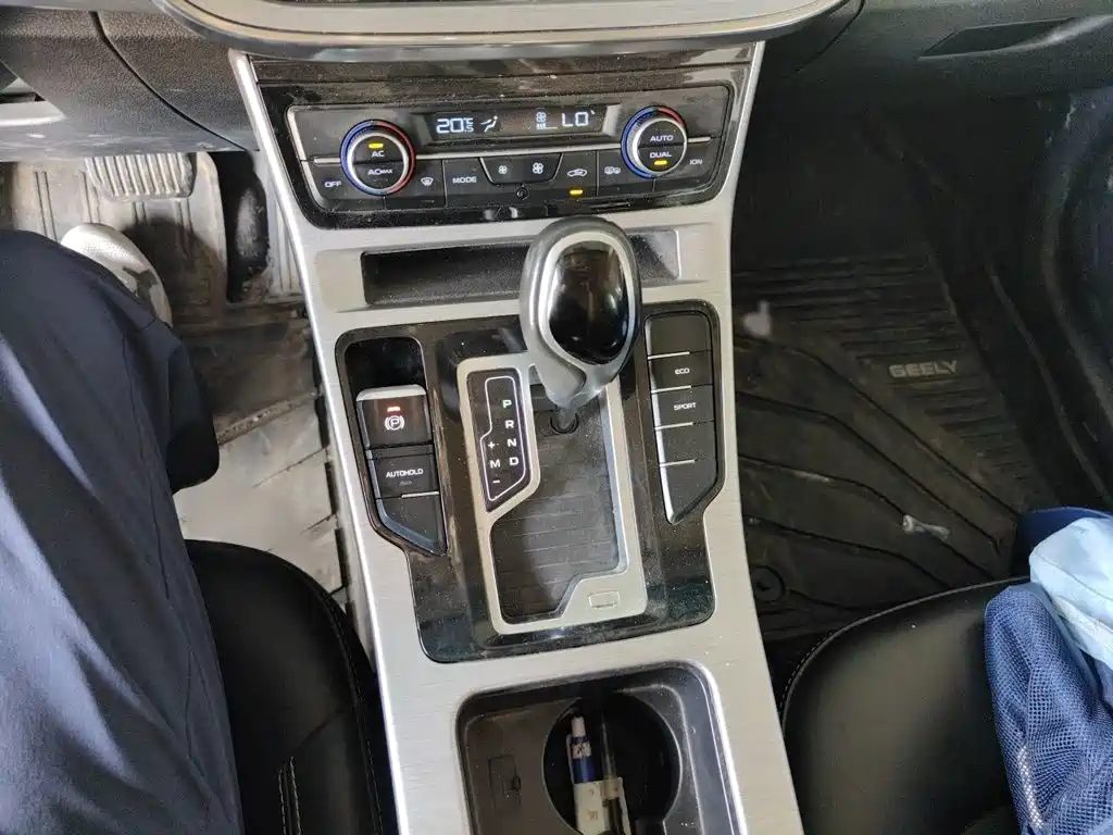 Geely Emgrand GS — миниатюра 7