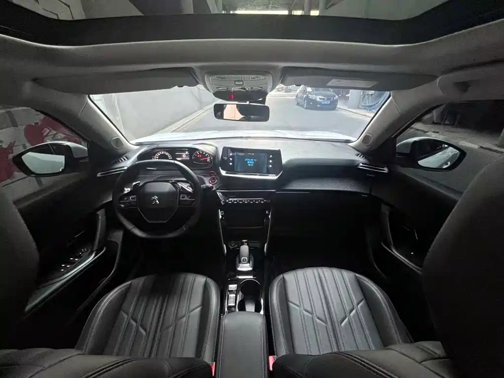 Peugeot 2008 — миниатюра 11