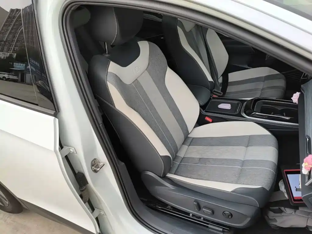 Volkswagen ID.4 Crozz — миниатюра 25