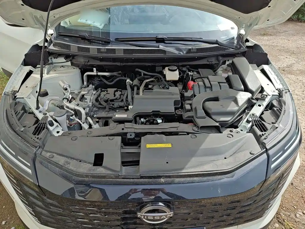 Nissan Qashqai — миниатюра 21