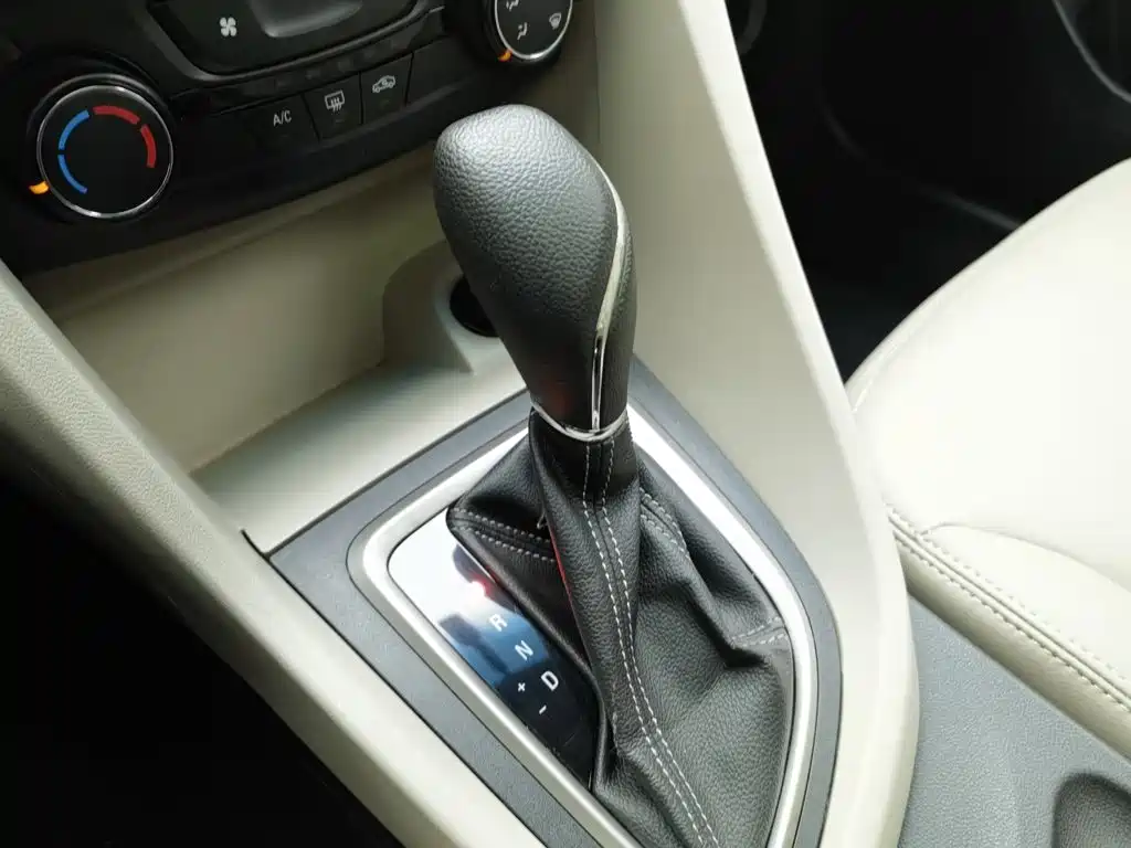 Buick Excelle — миниатюра 13