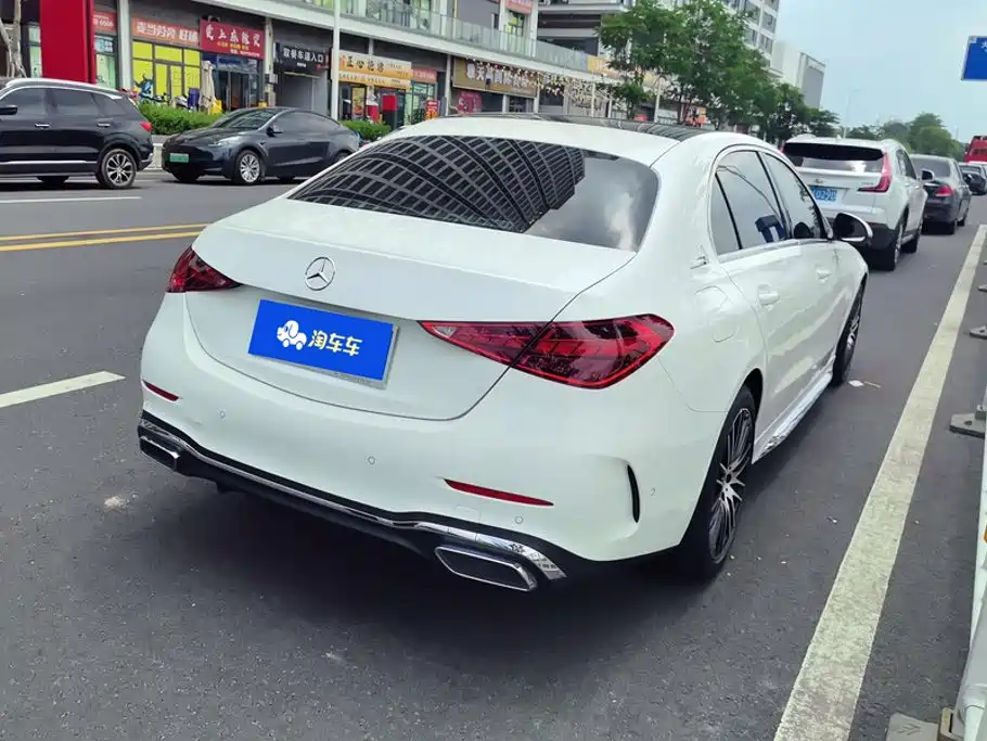 Mercedes-Benz C-Class — миниатюра 3