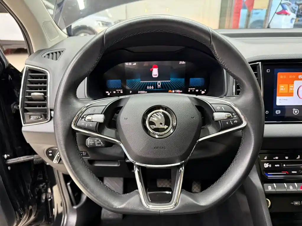 Skoda Karoq — миниатюра 11