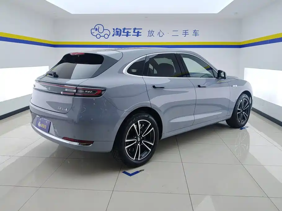AITO Wenjie AITO M5 — миниатюра 3