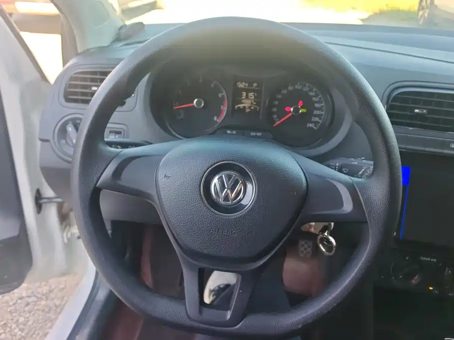 Volkswagen Polo — миниатюра 15